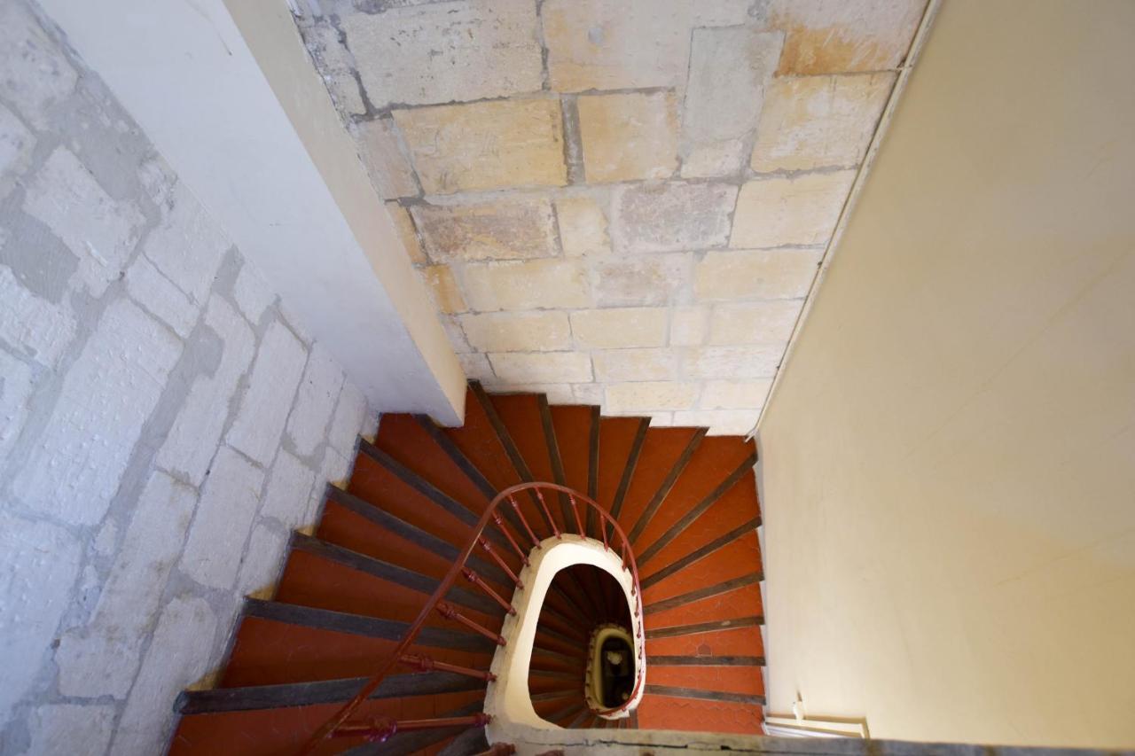 Gipsy - Clim Apartment Арл Екстериор снимка